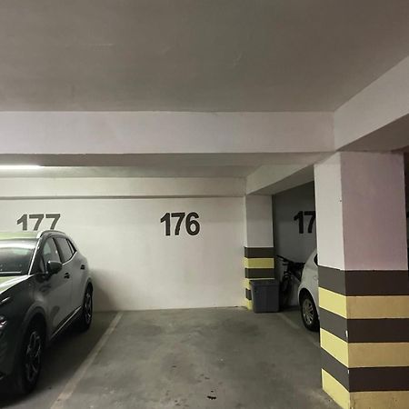 Porta Leks Apartment, Self Check-In, Own Parking Skopje Exterior foto